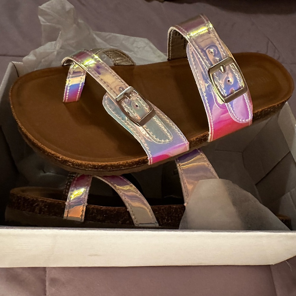 Girls Steve Madden sandals